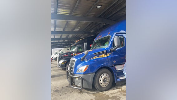 Experts advise you shop for holidays now as supply chain disruptions worsen