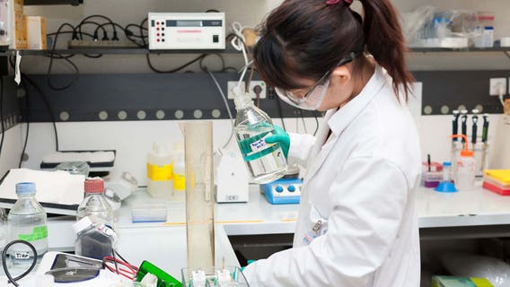 Bezos family donates $710M to Fred Hutchinson Cancer Center