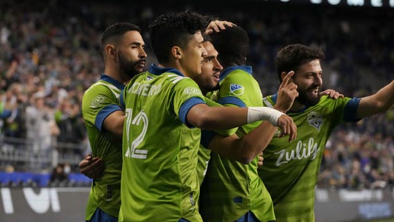 Sounders beat Whitecaps, clinch 13th straight playoff berth