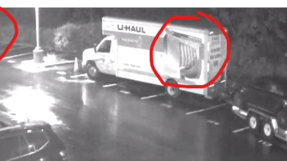 Thief in Tukwila steals car and U-Haul packed with family's belongings for move