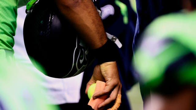 Russell Wilson a spectator as ’Hawks return from mini break