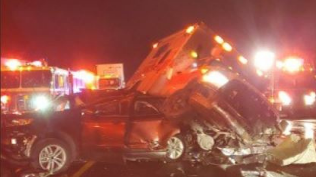 I-90 reopens between North Bend, Easton following multi-car crash