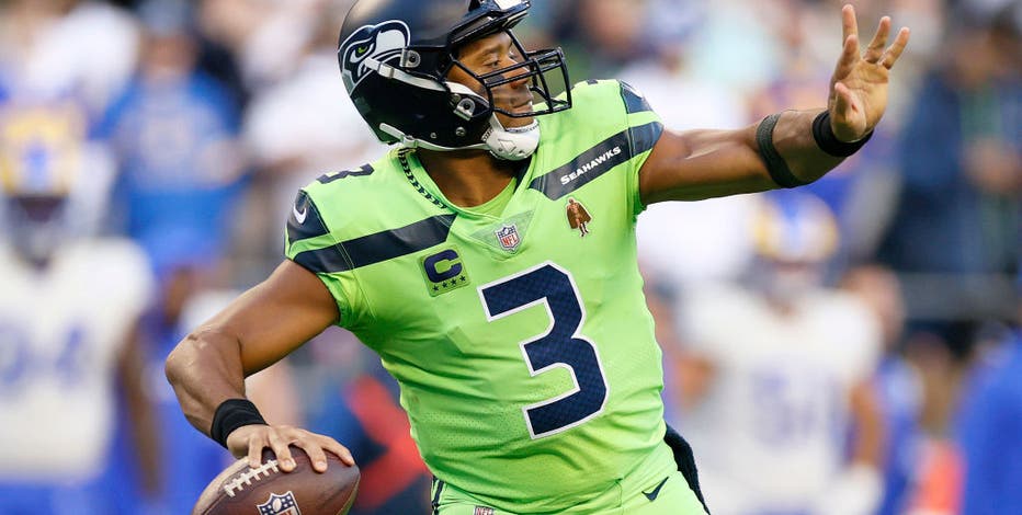 Report: Broncos fear QB Russell Wilson will miss time