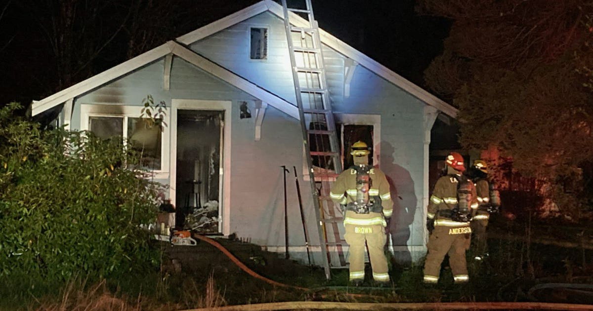2 hospitalized after Fall City house fire | FOX 13 Seattle