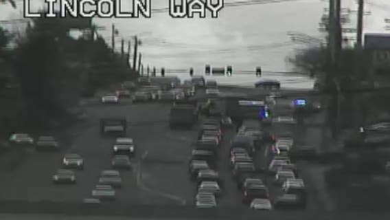 WSP: One person has life-threatening injuries from crash on SR 99 in Lynnwood