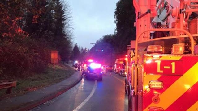 2 killed in Everett crash