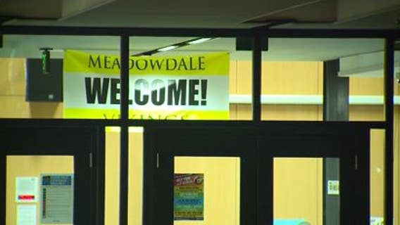 Lynnwood high school student arrested for bringing gun to school