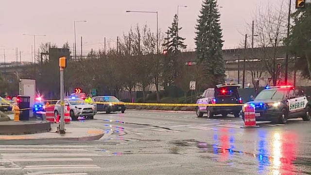 Deputies investigate deadly crash involving car, pedestrian in SeaTac