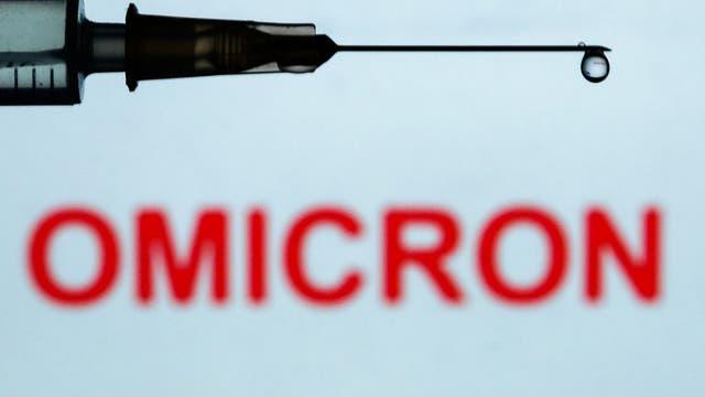 COVID-19 testing sites backed up as omicron variant circulates ahead of holidays