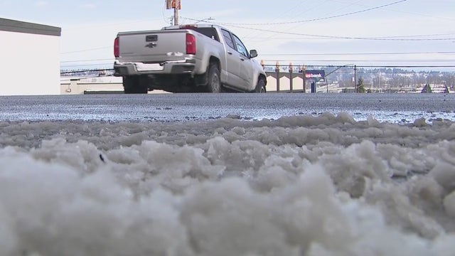 Cleaning up, staying warm from Western Washington snow storm