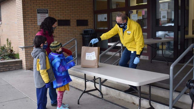 Bellingham Public Library to temporarily return to curbside service
