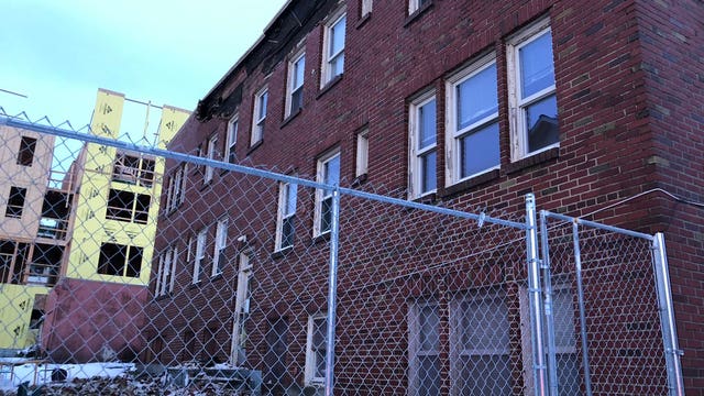 Seattle apartment building evacuated over collapse concerns