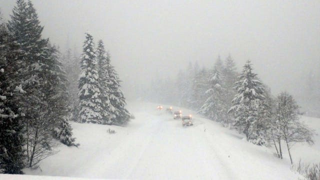 Snoqualmie Pass sees most snowfall in 20 years