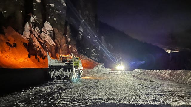 US 12 at White Pass reopens