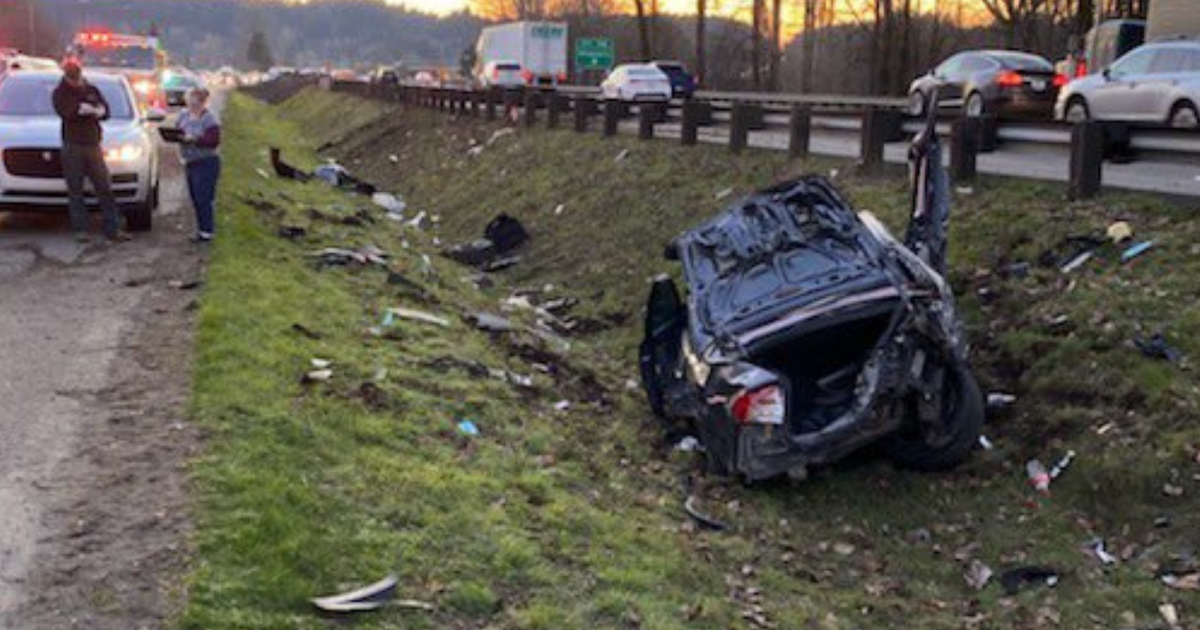 Teens hurt in suspected DUI crash on I-5 near Lacey | FOX 13 Seattle