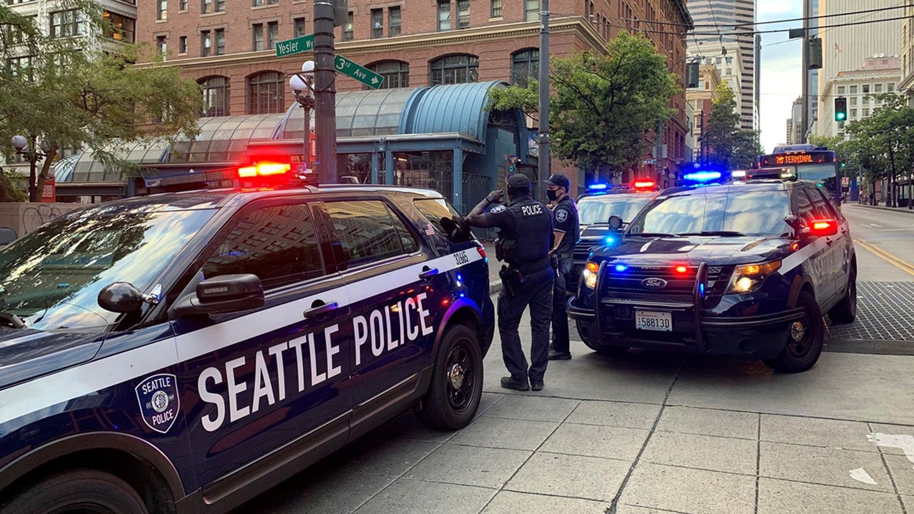 Seattle Police Department Struggling To Hire New Officers Amid Surging ...