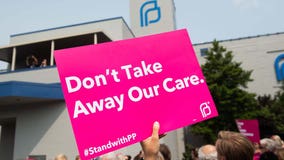 3 Democratic Senators introduce legislation to protect reproductive health care services