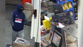 Renton Police seek ID on armed robbery suspect