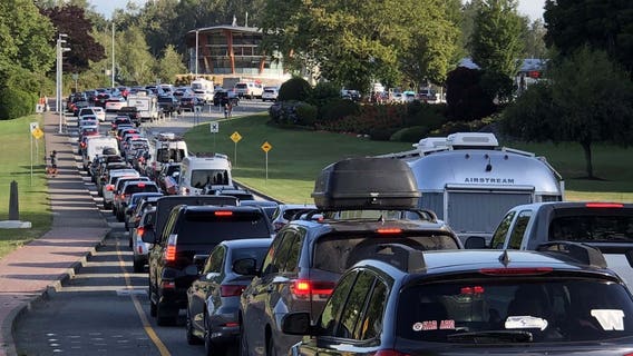 Canada to ease travel restrictions at U.S. border starting Feb. 28