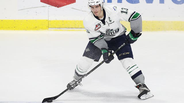 Mathew Barzal makes Seattle return with Islanders