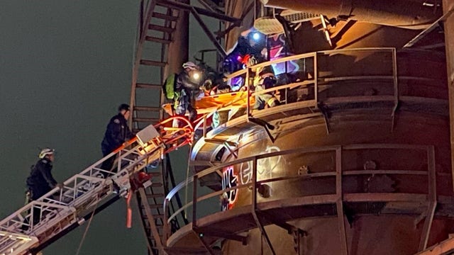Firefighters rescue man who fell 30 feet from top of Gas Works Park structure