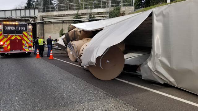 Semi truck crash blocks I-5 in DuPont, causing huge 11+ mile backup