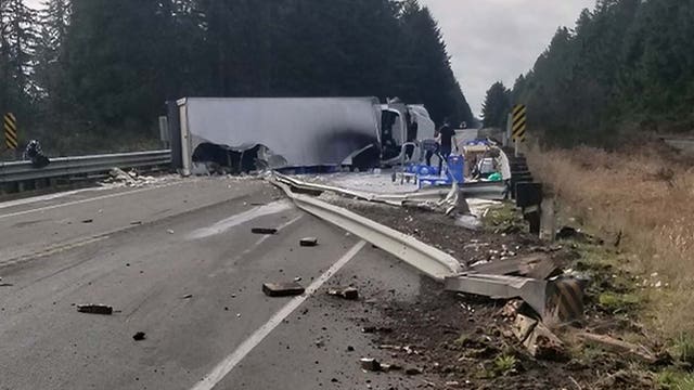 SR 507 reopens near Roy after semi truck crashes