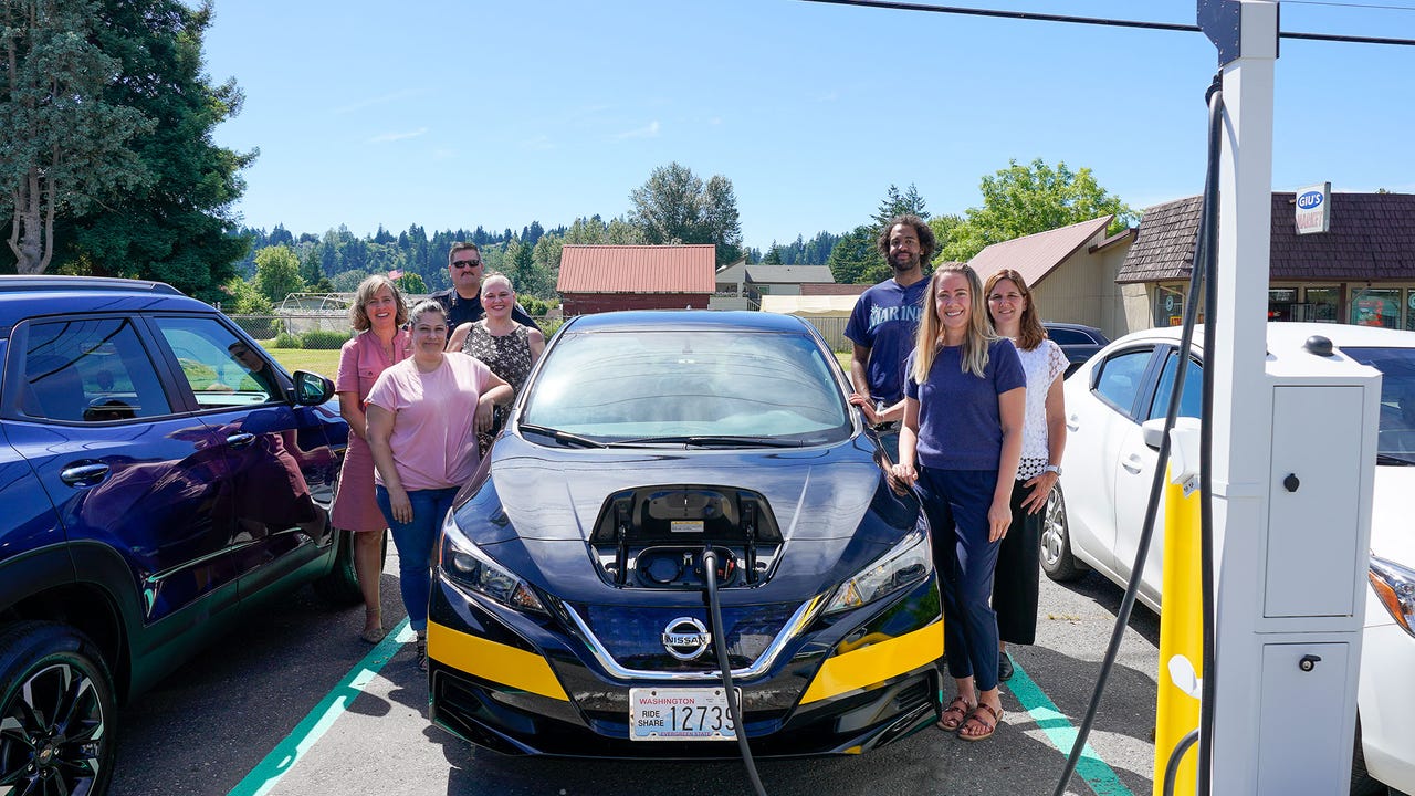 Puget Sound Energy partners with new all-electric Metro Community Van and Electric Vehicles in Algona, Pacific