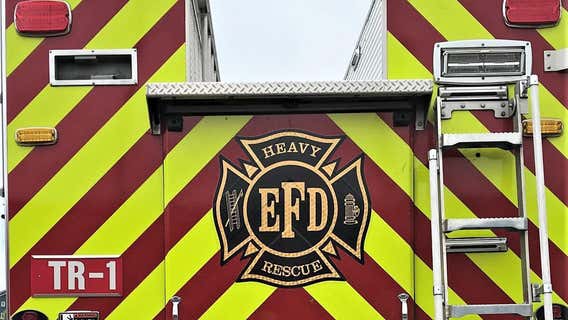 1 person killed in Everett motorhome fire