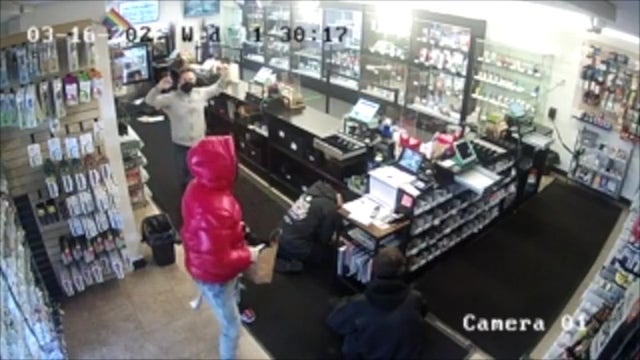 Video shows 2 suspects holding Factoria pot shop employees at gunpoint