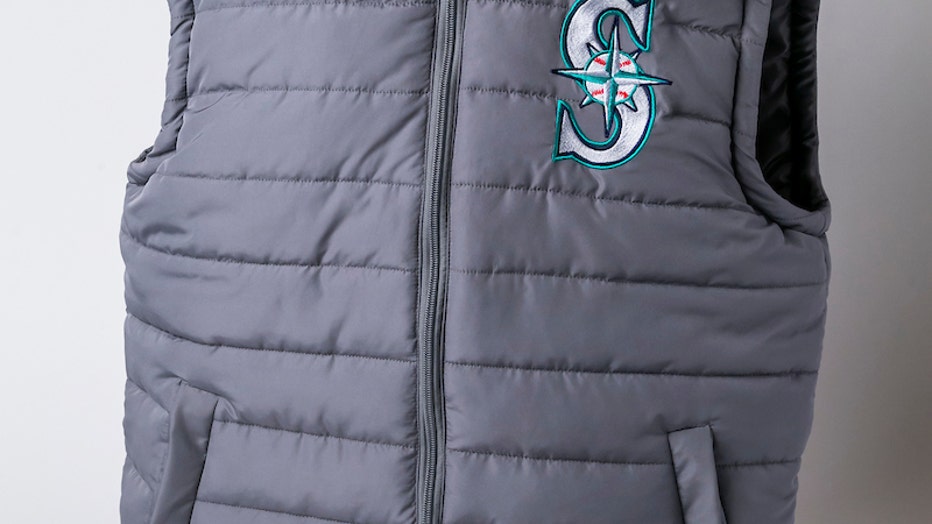 Mariners jersey giveaway