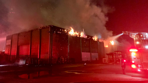 Crews knock down two-alarm building fire in Fife
