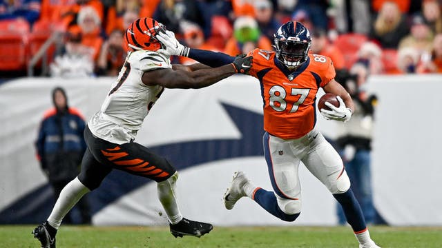 Report: Seahawks exercise fifth-year option for Noah Fant