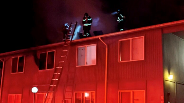 Investigation underway after early morning apartment fire in Auburn