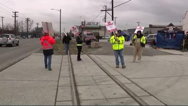Over 300 striking concrete workers agree to return to work as contract negotiations continue