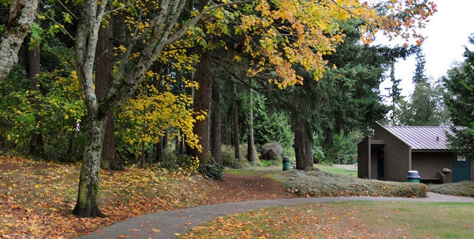 Police seek witnesses of Lynnwood shooting between teens that killed 70-year-old bystander