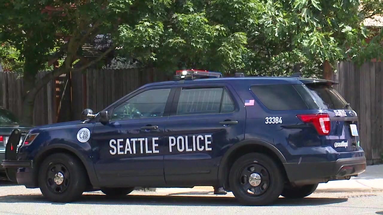 West Seattle burglary suspect caught sleeping in bed | FOX 13 Seattle
