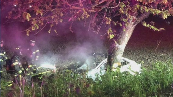 1 dead, 2 injured in crash on East Valley Highway near Kent