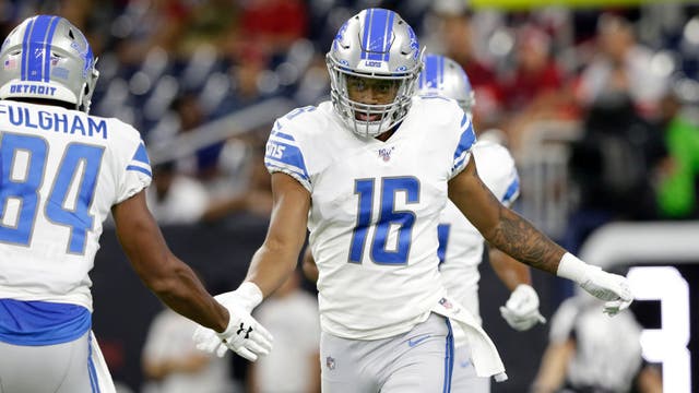 Seahawks sign receivers Deontez Alexander, Kevin Kassis