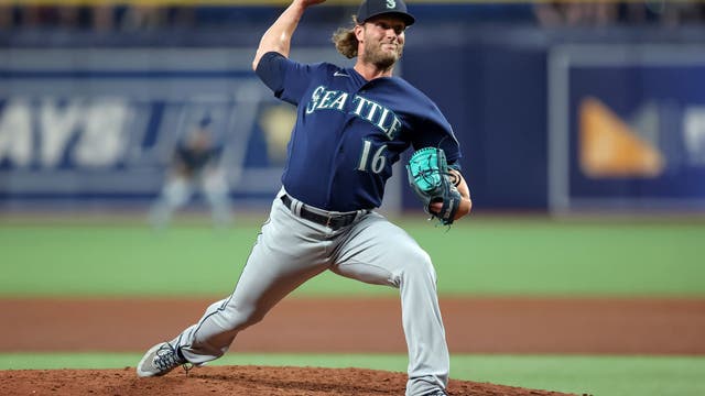 Mariners place RHP Drew Steckenrider on restricted list ahead of Toronto series