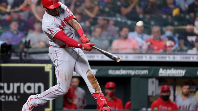 Mariners sign veteran slugger Justin Upton to 1-year deal