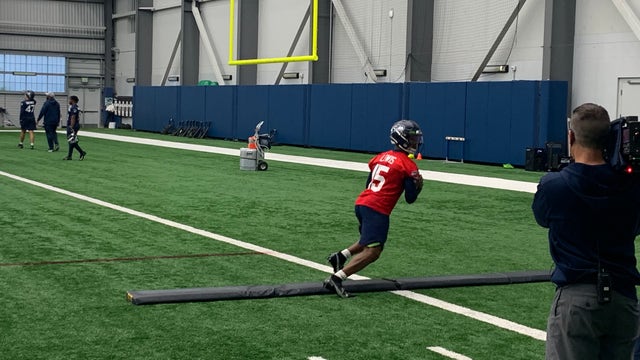 Seahawks waive quarterback Levi Lewis