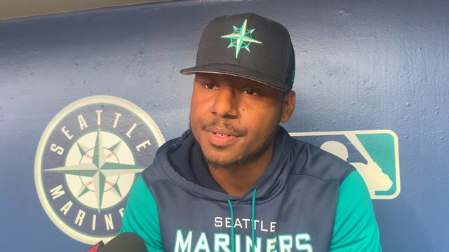 Kyle Lewis back in Mariners lineup after "ups and downs and dark times" in recovery from knee injury
