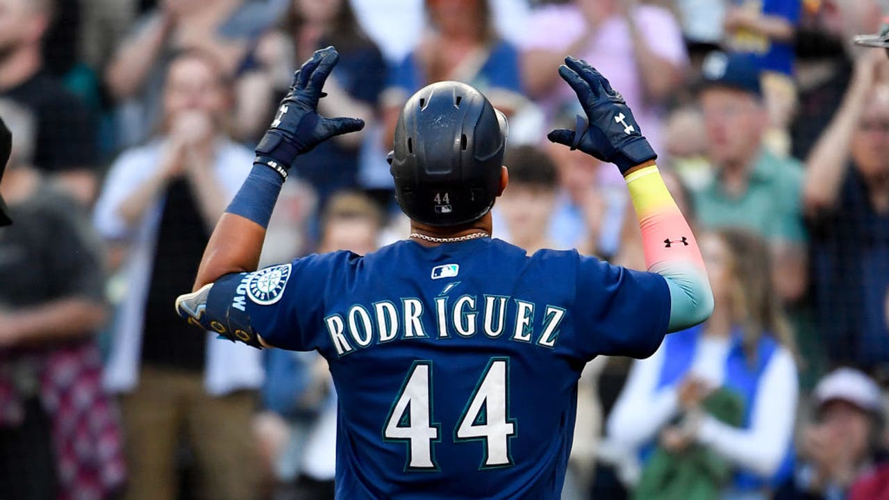 Julio Rodríguez homers again as Mariners beat Athletics 8-6