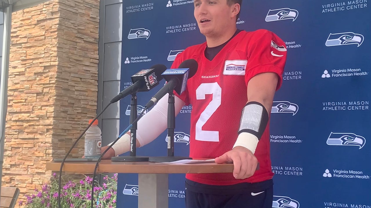 Quarterbacks take center stage and other things we learned at the second  day of Seahawks minicamp