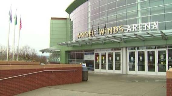 Gun show switches schedule to accommodate Everett graduation set at the same venue