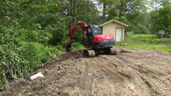 'Our family needs to be able to say goodbye:' Detectives excavating property near Arlington for missing mom