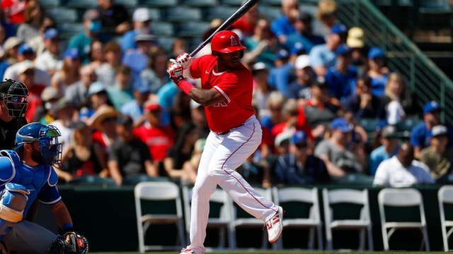 Mariners call up outfielder Justin Upton, option Sam Haggerty