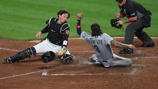 Mariners outlast Orioles for 7-6 win in 10 innings