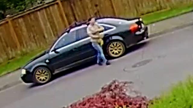 Renton police seek help identifying catalytic converter thief